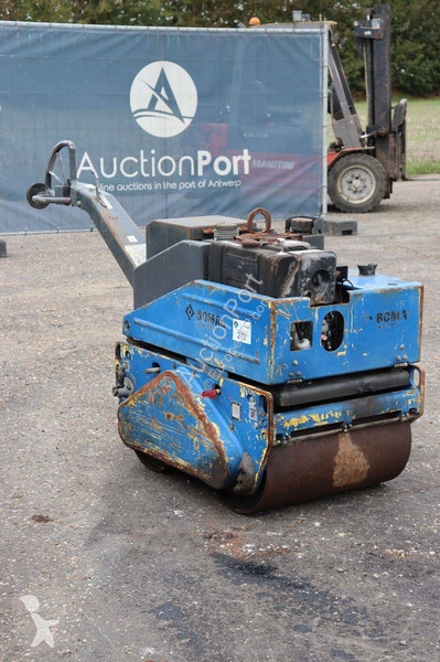 مدحلة Bomag BW 65H