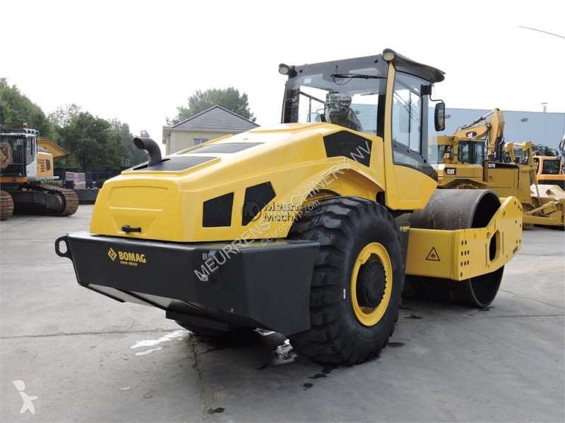 Walec Bomag BW226-5CL