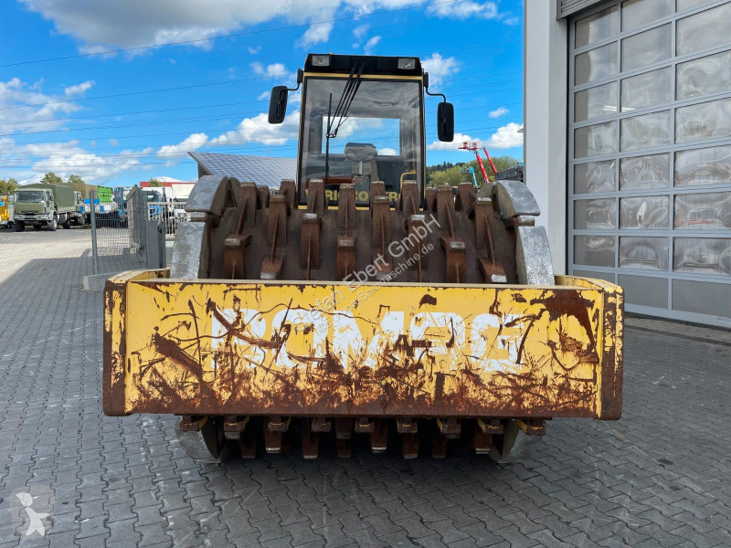 Compactador Bomag BW 225 D-3 / 2001 / nur...