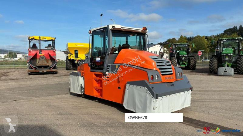 مدحلة Hamm HP180i