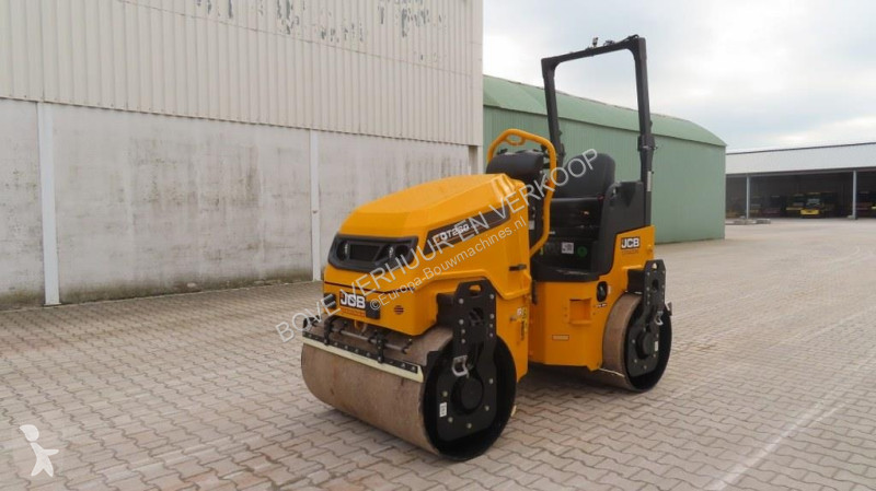 Валяк JCB