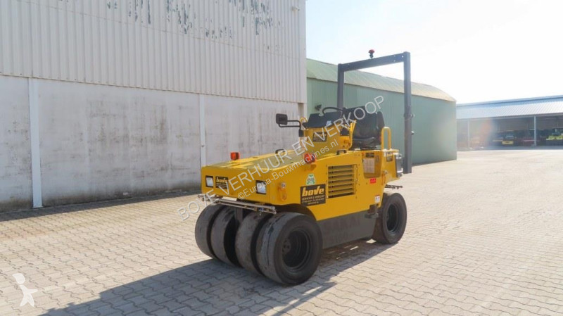 مدحلة Sakai TS160-4