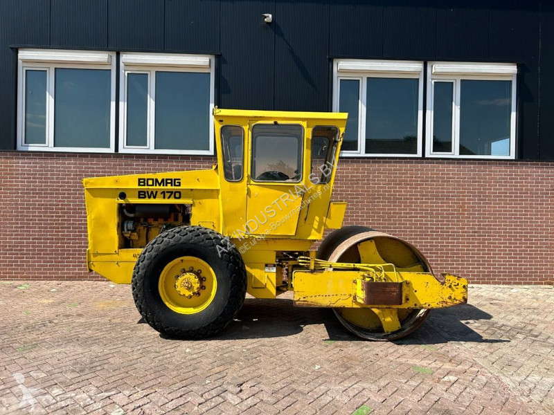 Jordstamper Bomag D