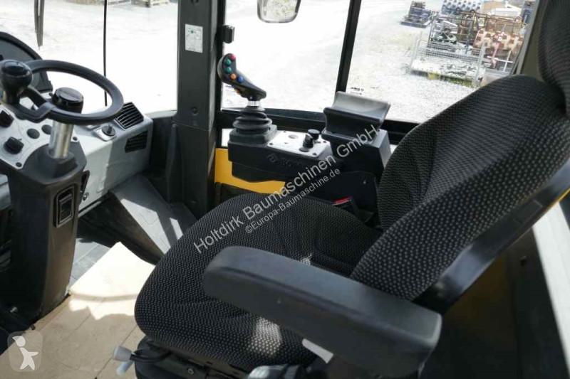 Compactador Bomag DH+P-5