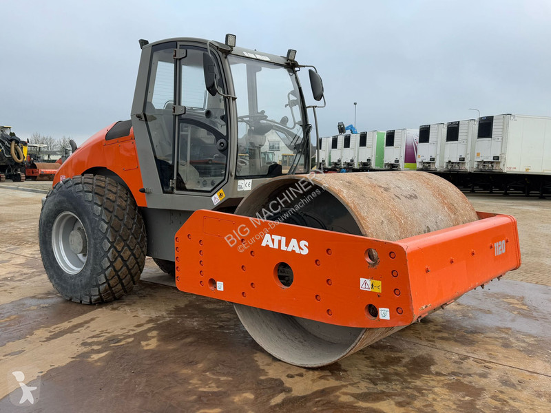 Compactador Atlas (12t)