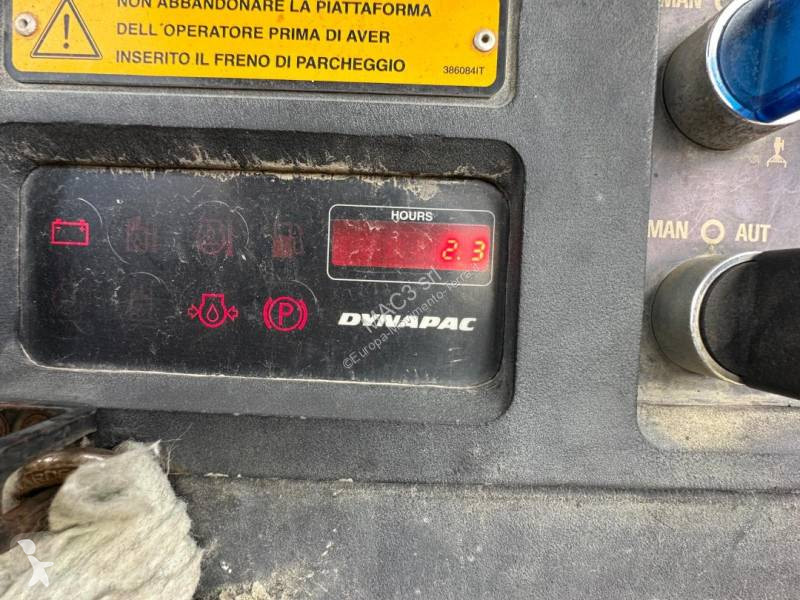 Jordstamper Dynapac CC222