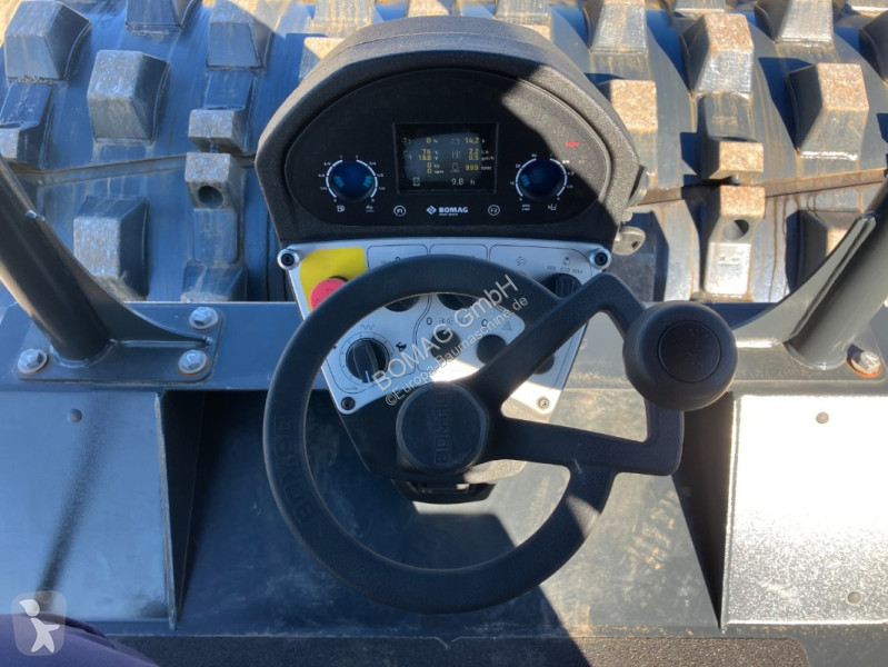 Compactador Bomag  BW 211 DH-5 Stage IV/TIER4f