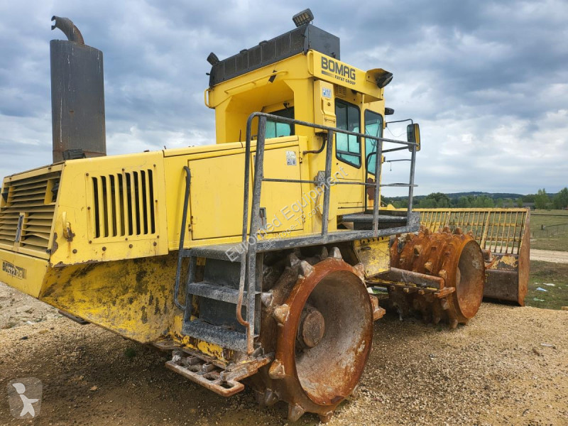 Compactador Bomag