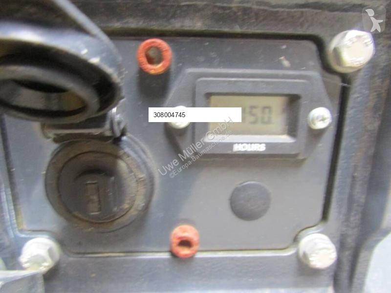 Compattatore Bomag 100/80 8.500 EUR Rüttelplatte