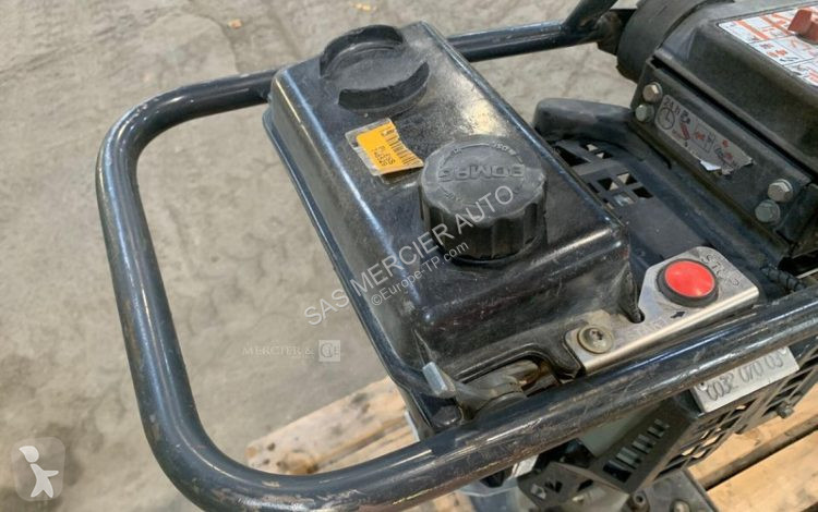 Compactor Bomag pilonneuse essence