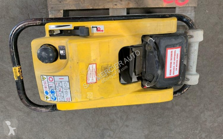 Compactor Wacker Neuson pilonneuse essence