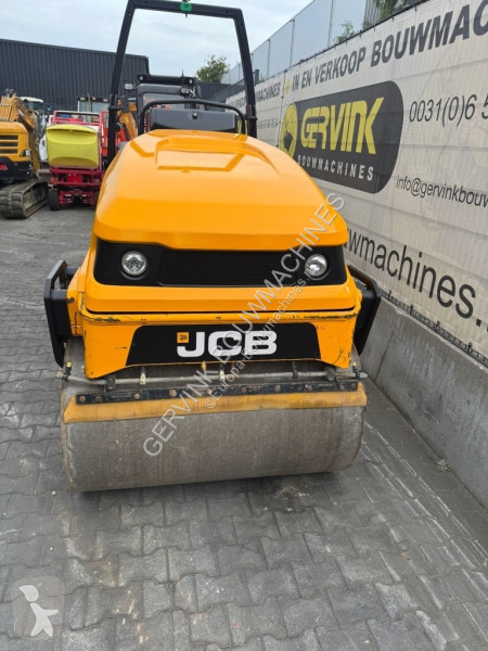 Compactador JCB VMT 430-130