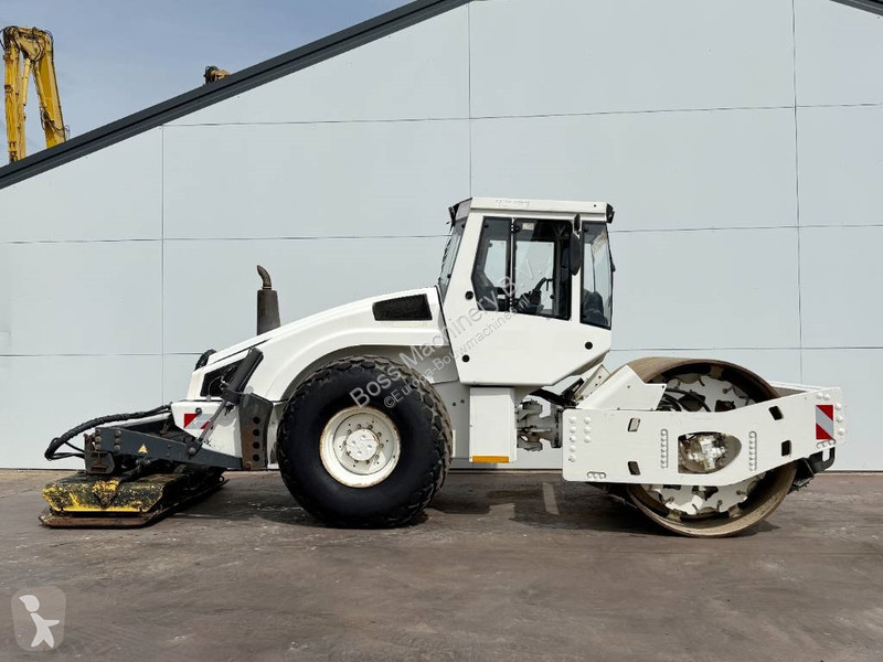 Compactador Bomag BW213DH-4 - Extra Vibrating...