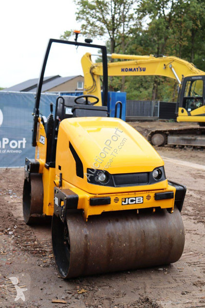 Compactador JCB VMT