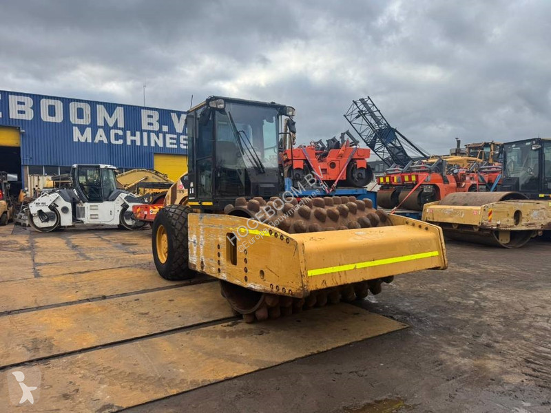 Zhutňovač Caterpillar CP 76