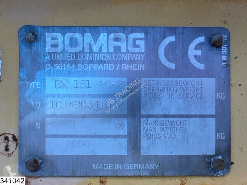 مدحلة Bomag AC2 6086h, 51kW