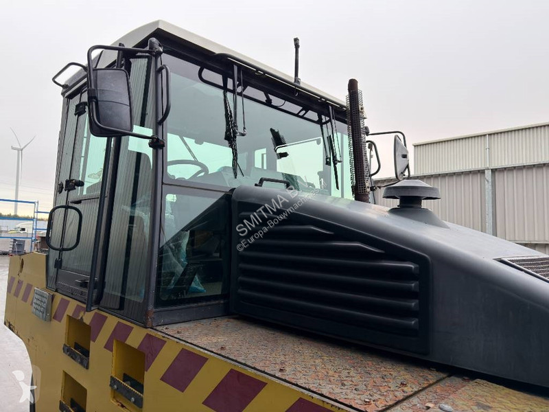 مدحلة Bomag