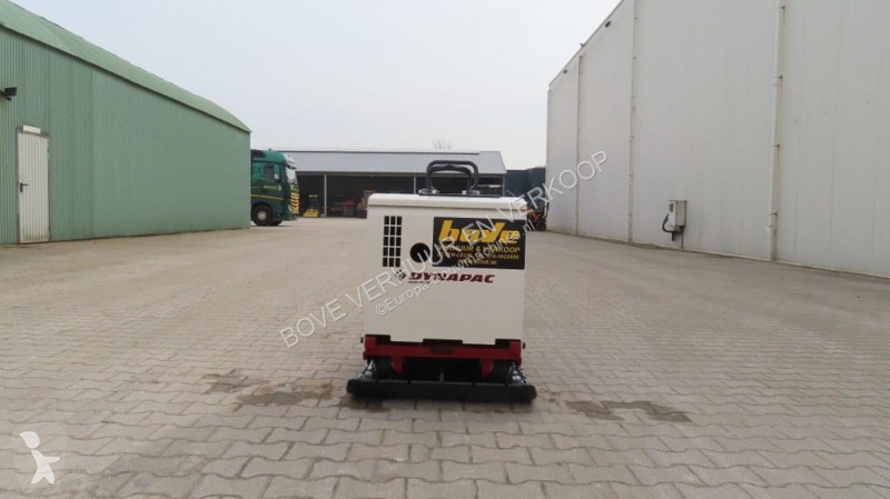 Compactador Dynapac DRP70D