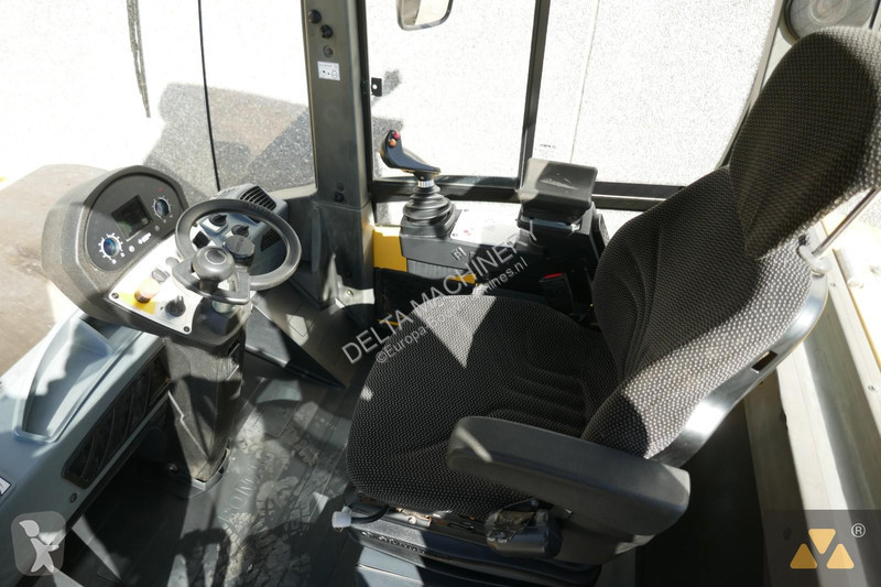 مدحلة Bomag
