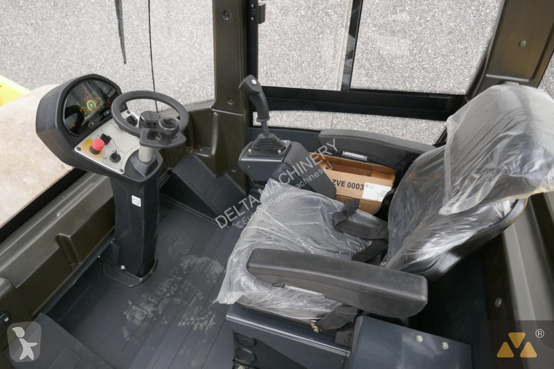 Compactador Bomag BW226-5CL