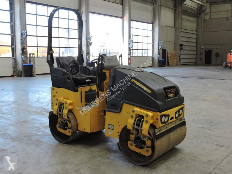 مدحلة Bomag
