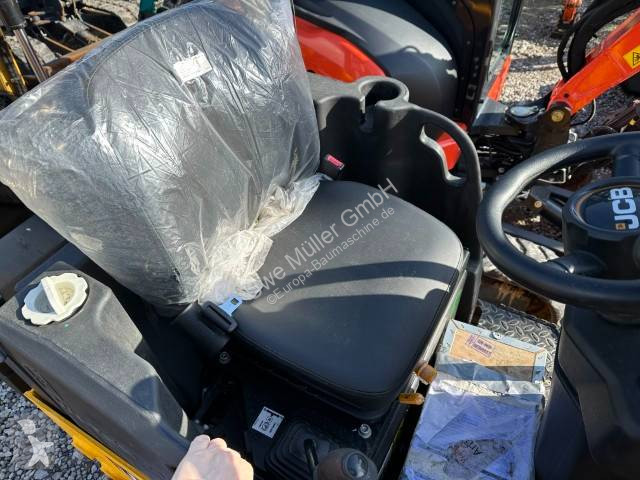 مدحلة JCB Vibromax 260120 Walze 20.600 EUR