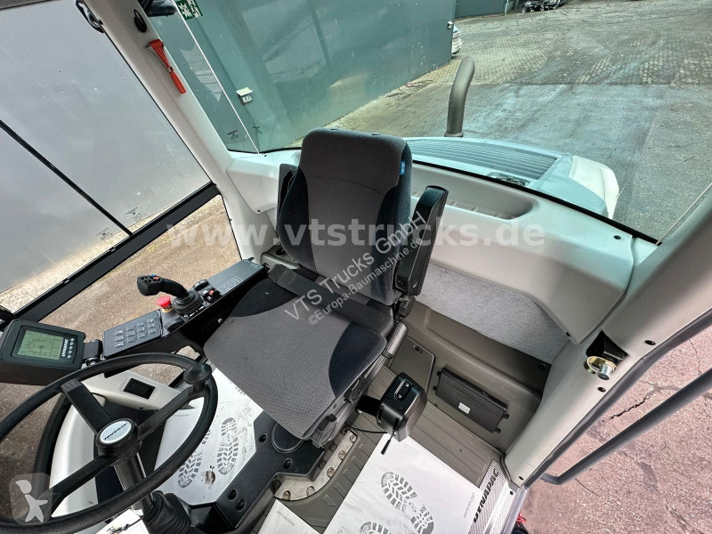 Zhutňovač Dynapac 1500D Walzenzug Bj. 2016 *232...