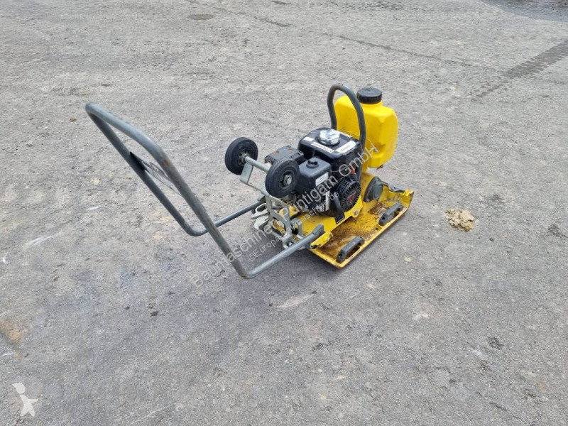 مدحلة Wacker Neuson