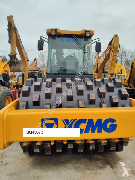 Zhutňovač XCMG XS163J