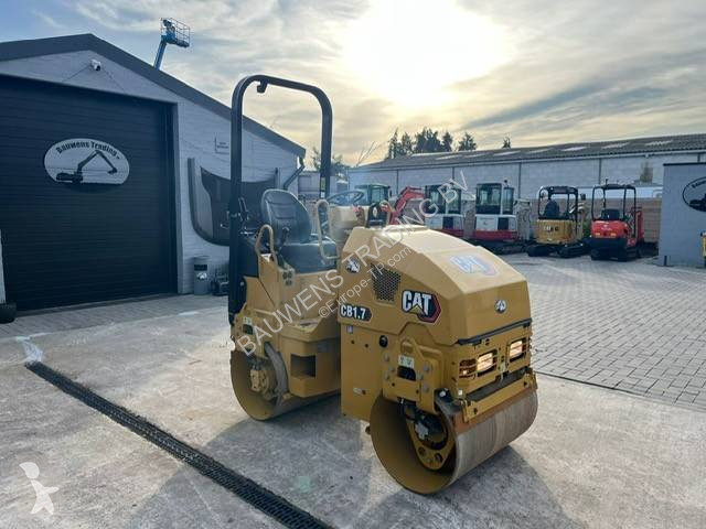 Jordstamper Caterpillar CB 1.7