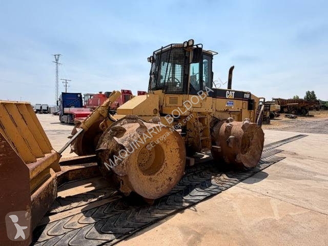 Compacteur Caterpillar