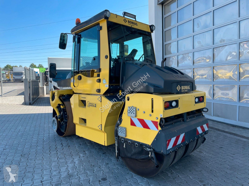 Zhutňovač Bomag ACP4i / nur 1.751h / Asphalt...