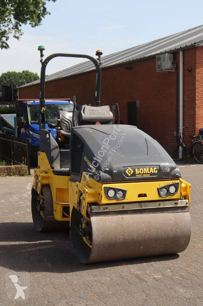 مدحلة Bomag BW120 AD4