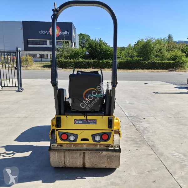 مدحلة Bomag BW100 ADM5