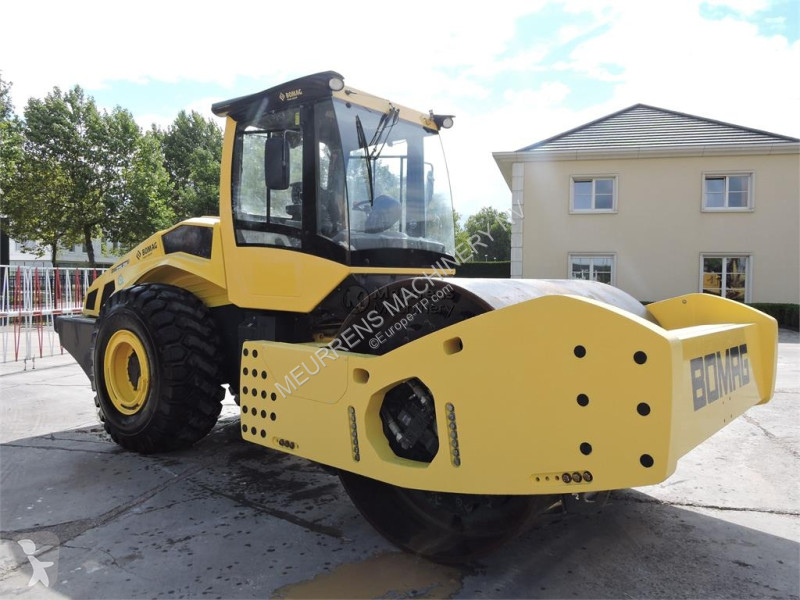 Дорожный каток Bomag BW226