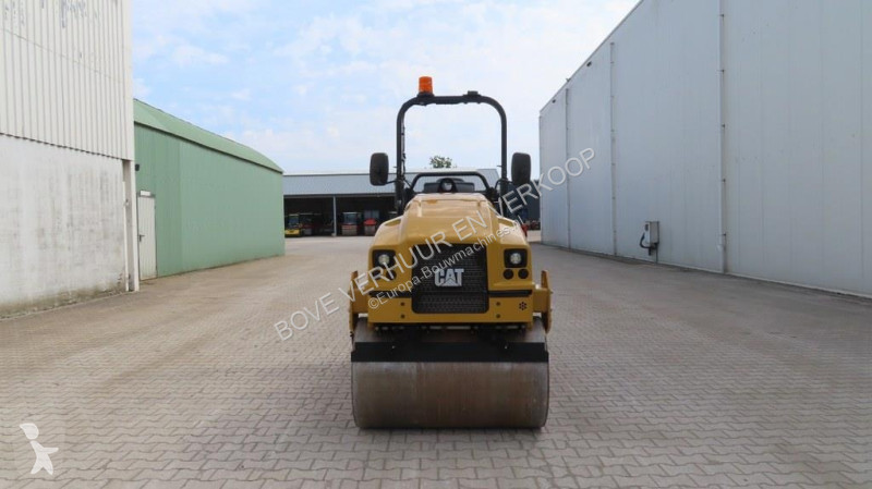Compactador Caterpillar CB2.7GC