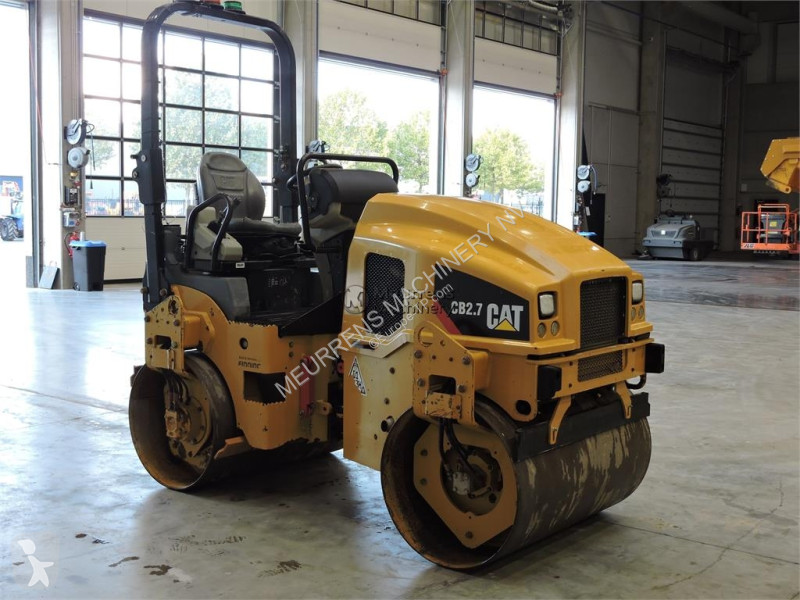 مدحلة Caterpillar CB2.7