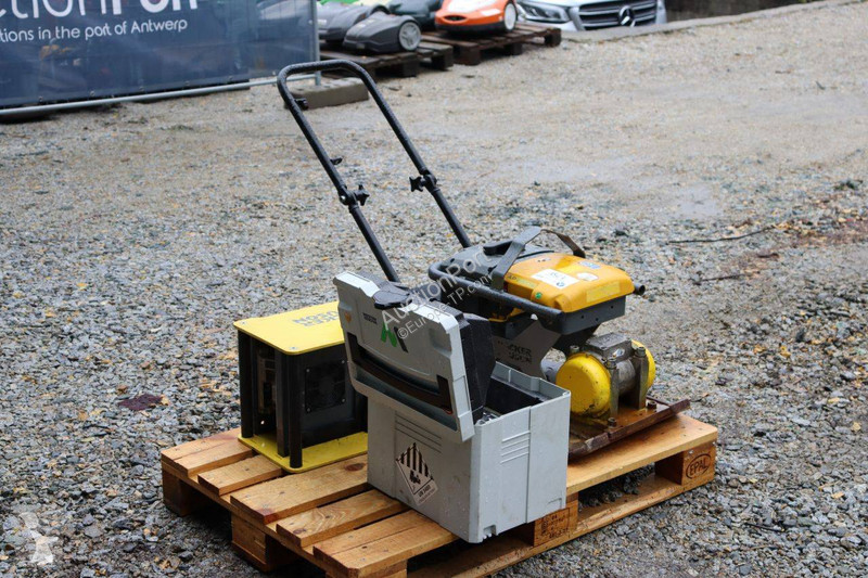 Compacteur Neuson AP1850e