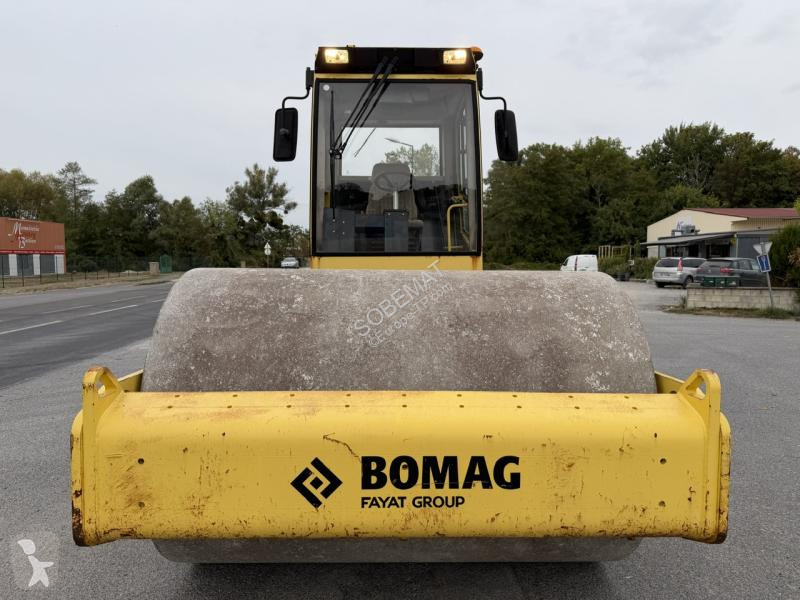 Zhutňovač Bomag BW213 D3