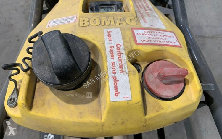 Дорожный каток Bomag pilonneuse essence