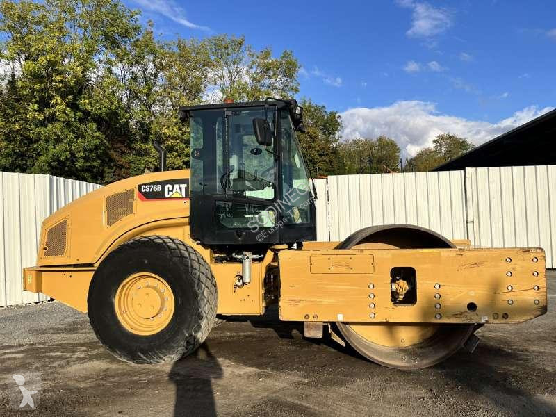 Compacteur Caterpillar
