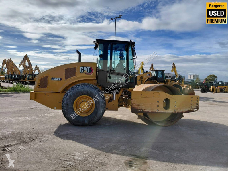 Compacteur Caterpillar