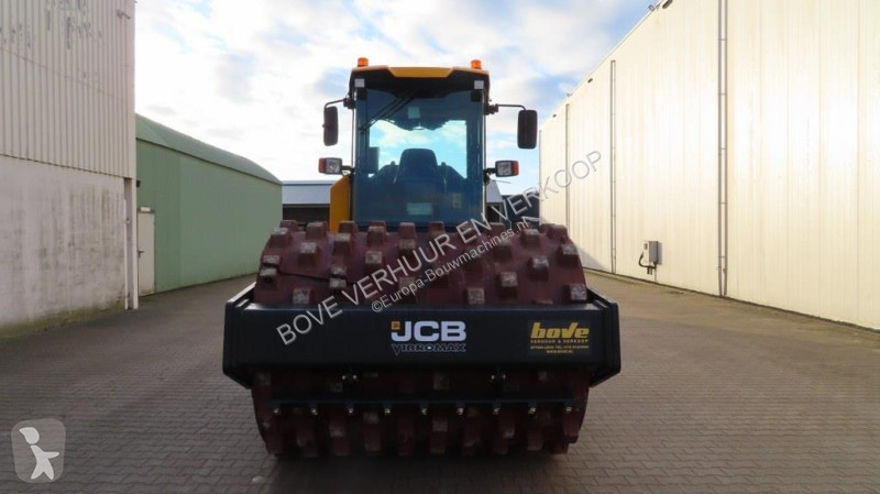 مدحلة JCB VM116 PD