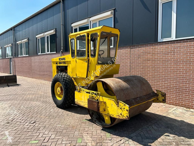 Jordstamper Bomag D