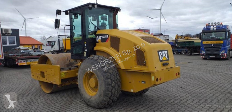 Compactor  Walec wibracyjny CATERPILLAR CS 64 B