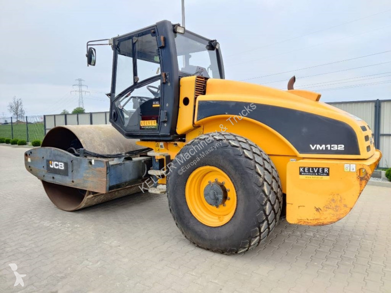 Jordstamper JCB VM 132  roller