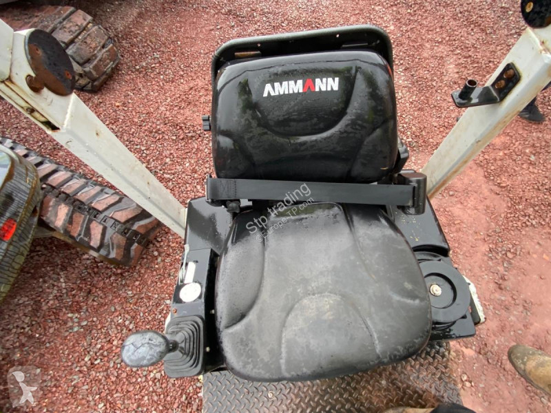 Compactador Ammann 26