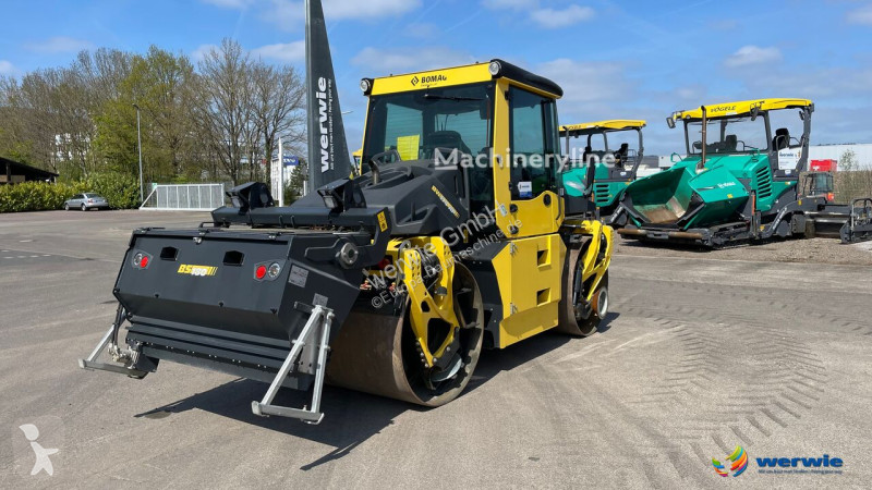 Compactador Bomag AP-4V