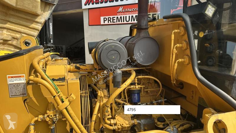 Compactador Caterpillar PS-300B