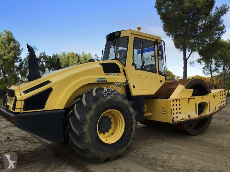 Compactador Bomag DI-4